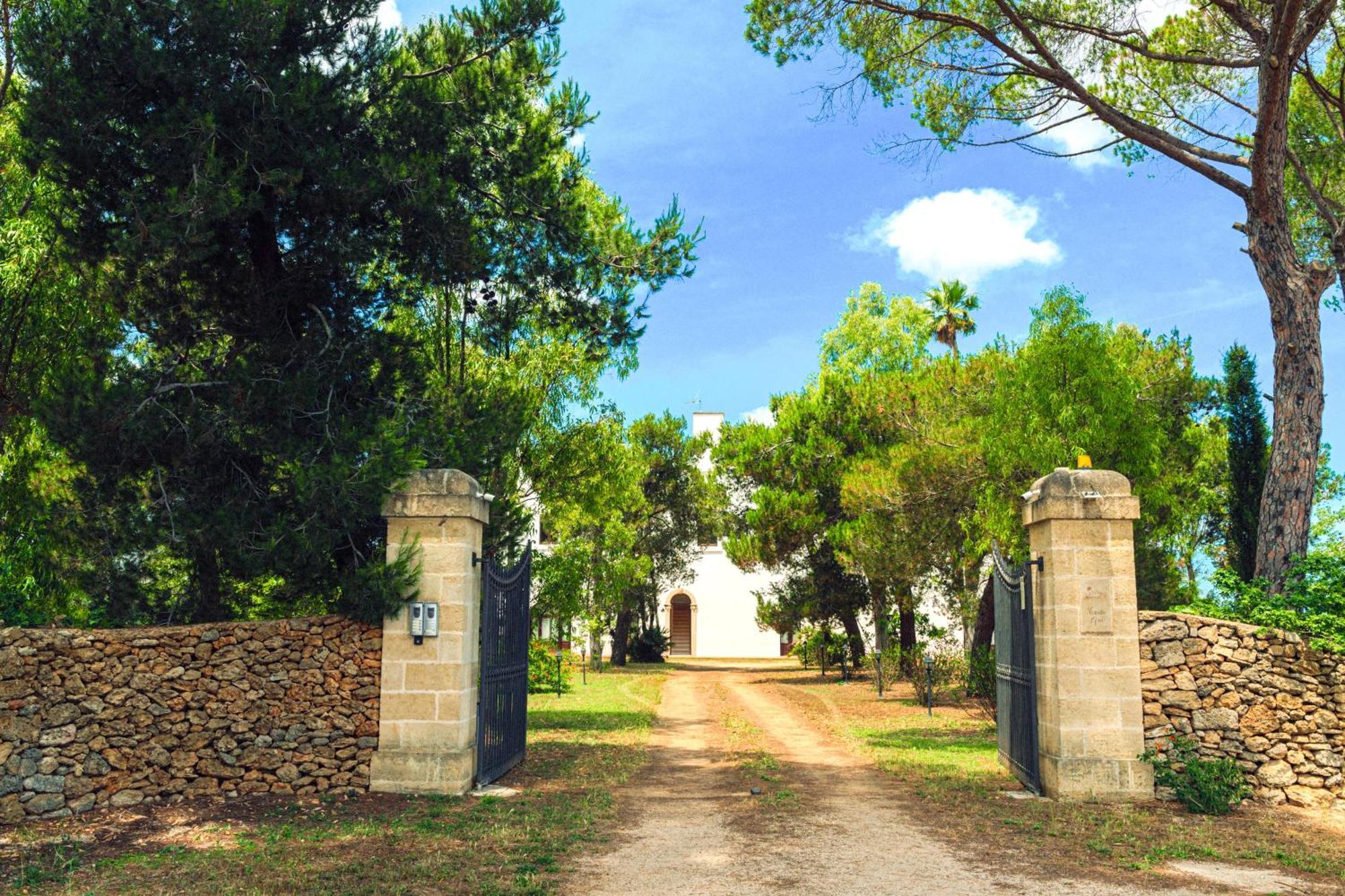 Tenuta Afra Squinzano Esterno foto